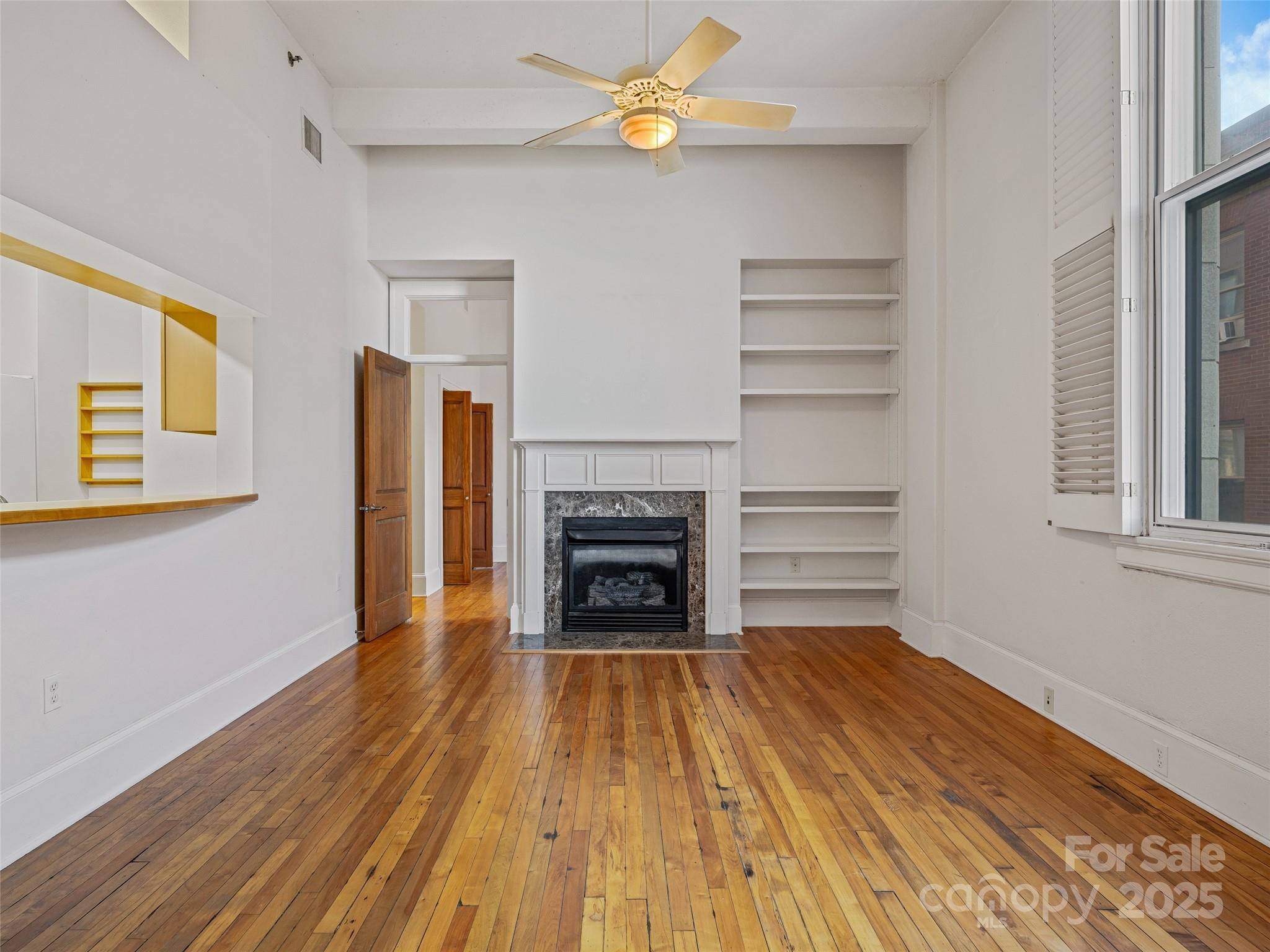 84 W Walnut Street 303