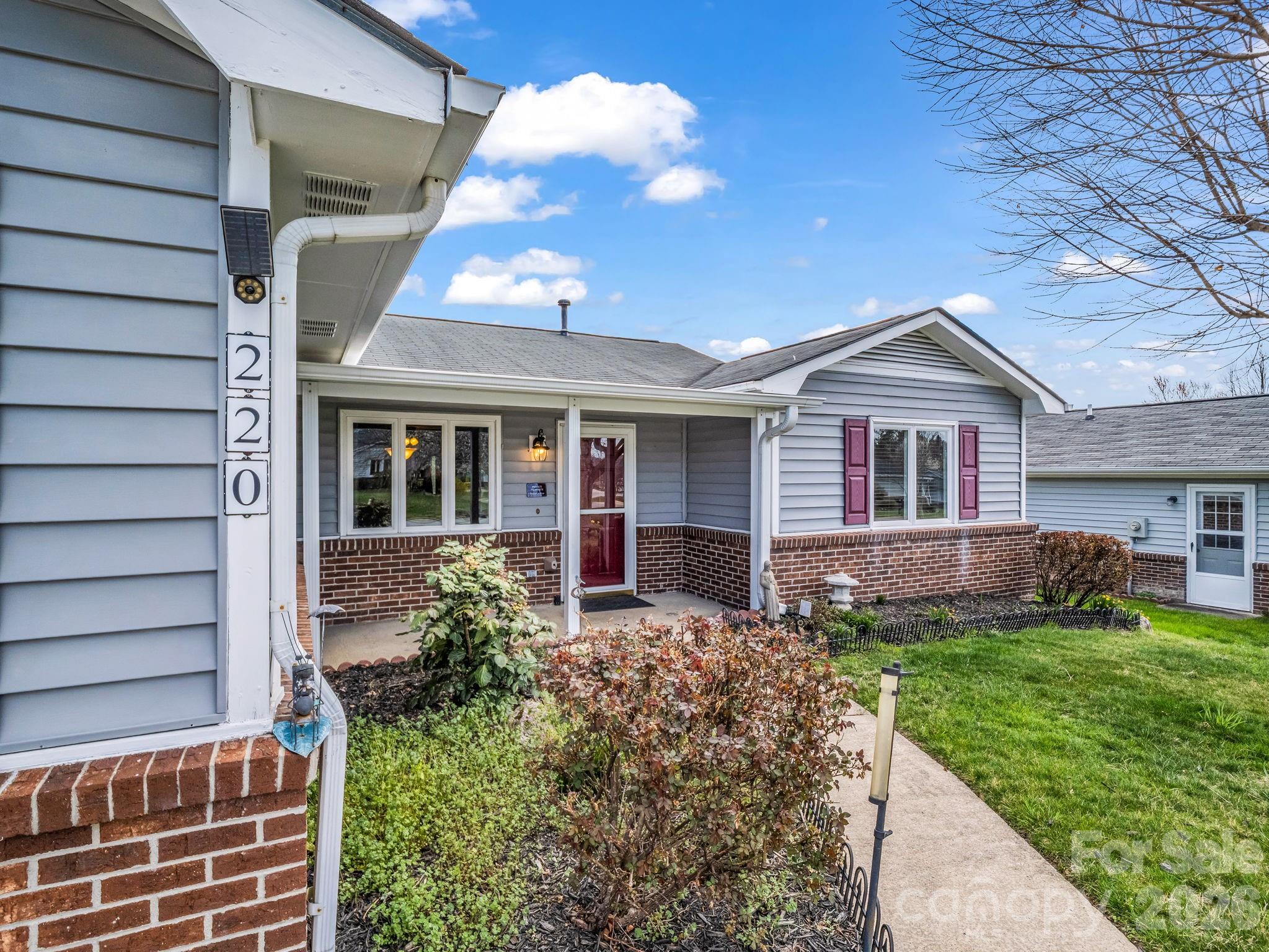 Blue Ridge Villas - Residential