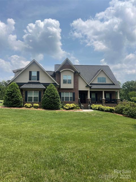 375 Pebblestone Court Lexington NC 27295