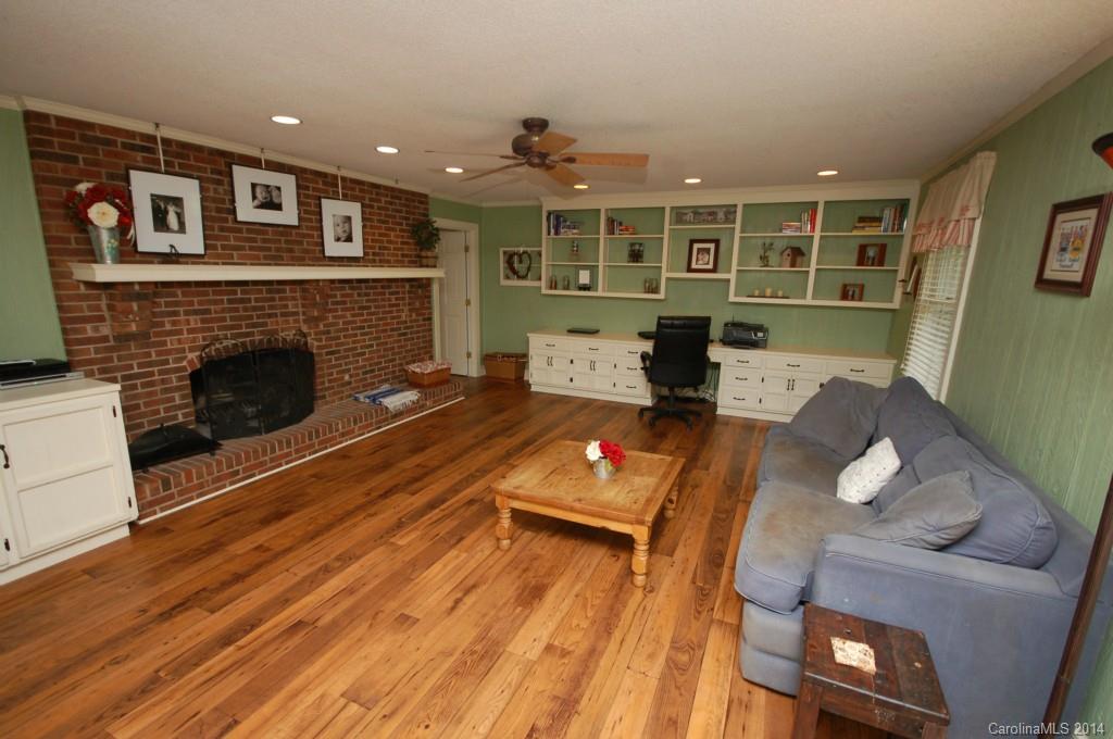 Amity Acres - Residential