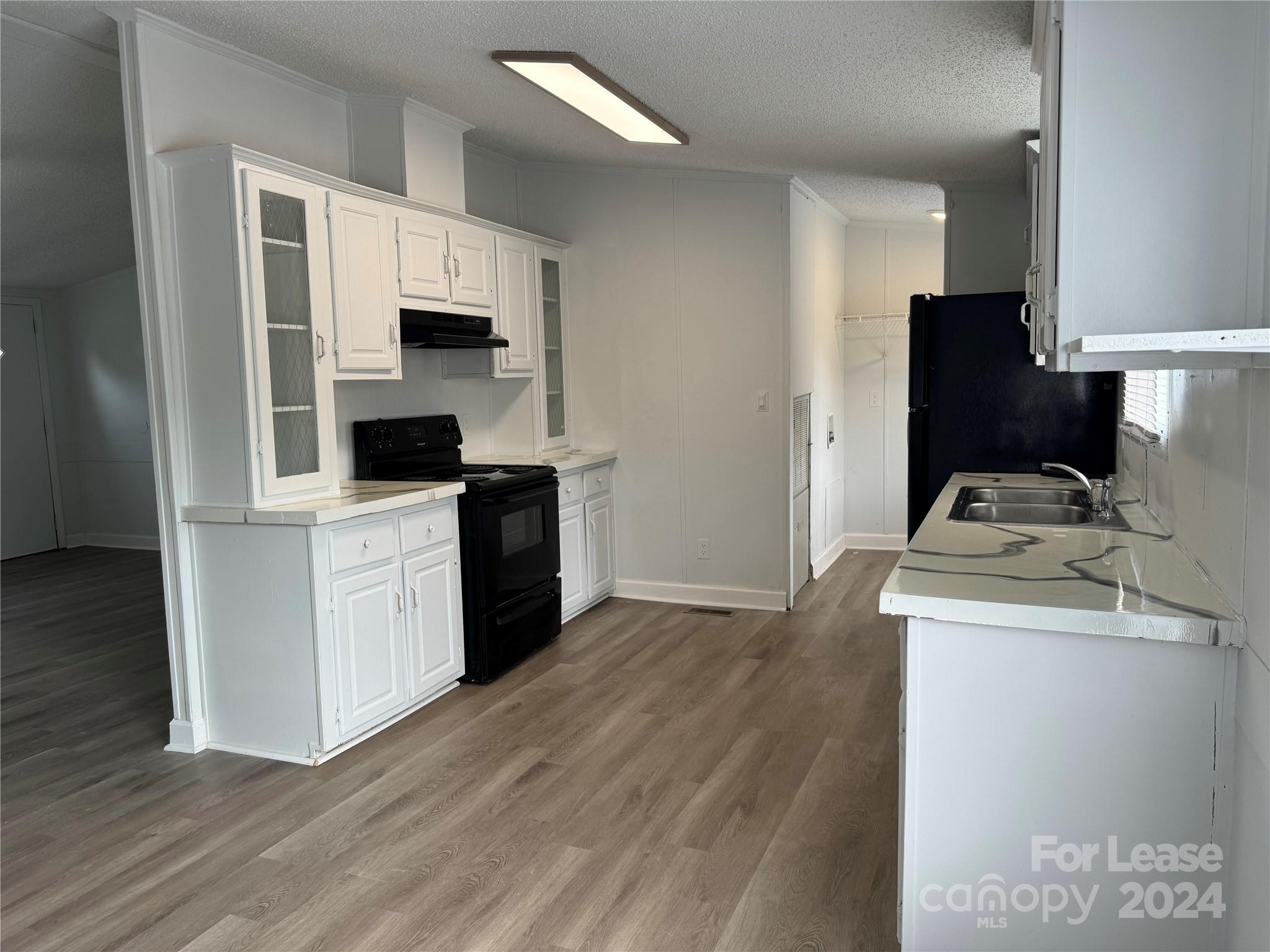 Woodland Acres - Residential Lease