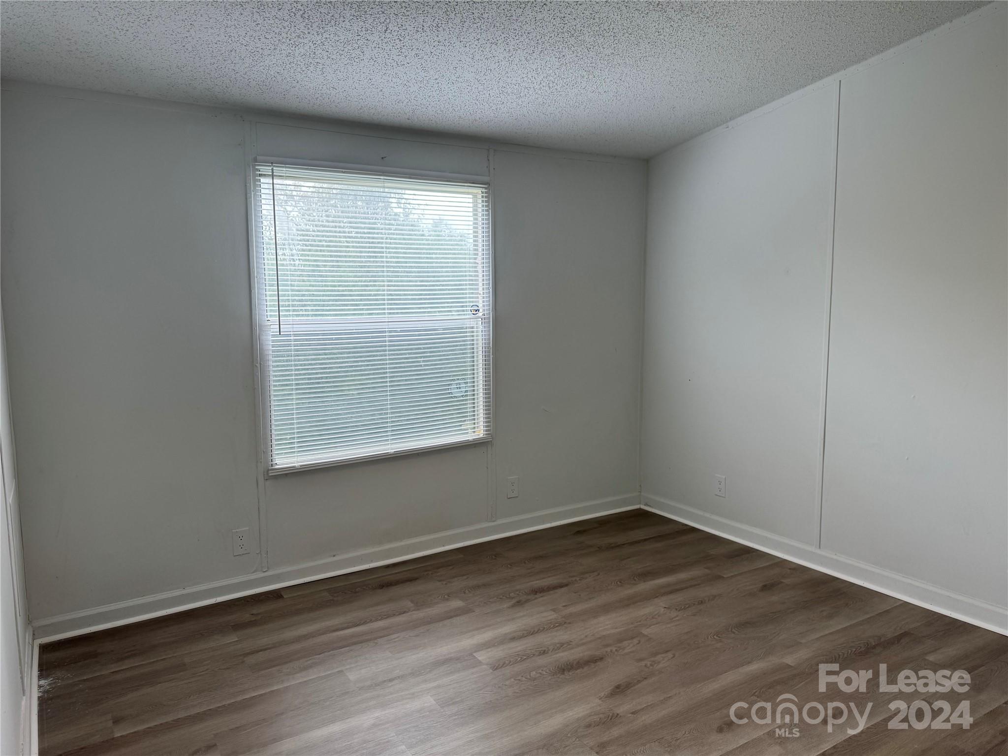 Woodland Acres - Residential Lease