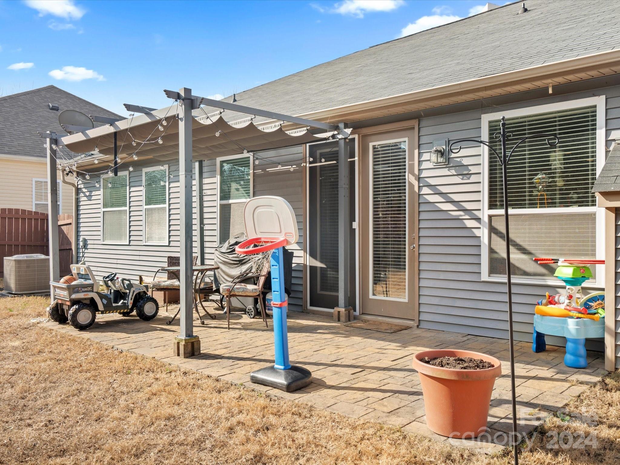 Reunion - Residential