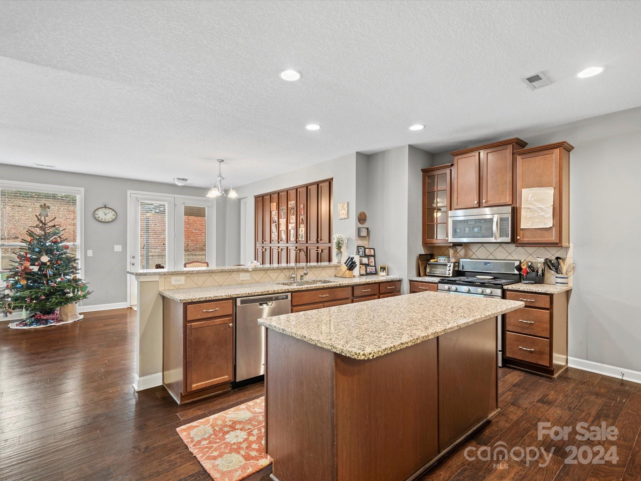 Reunion - Residential
