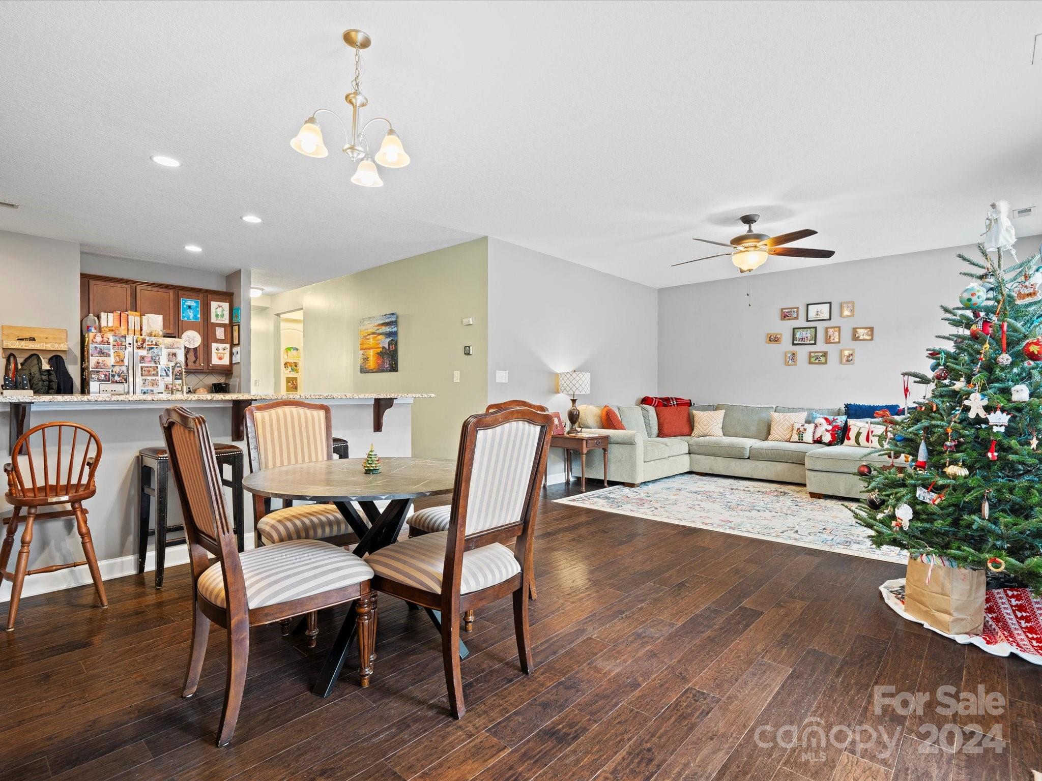 Reunion - Residential