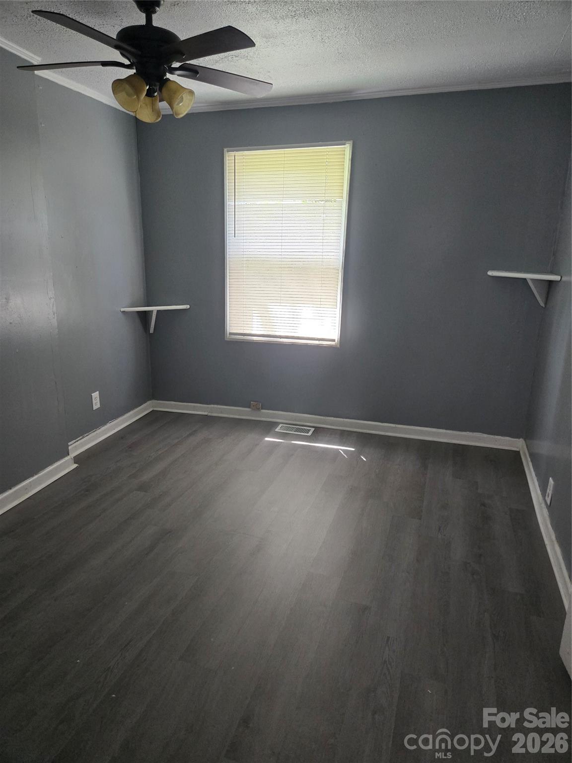 207 S Caldwell Avenue