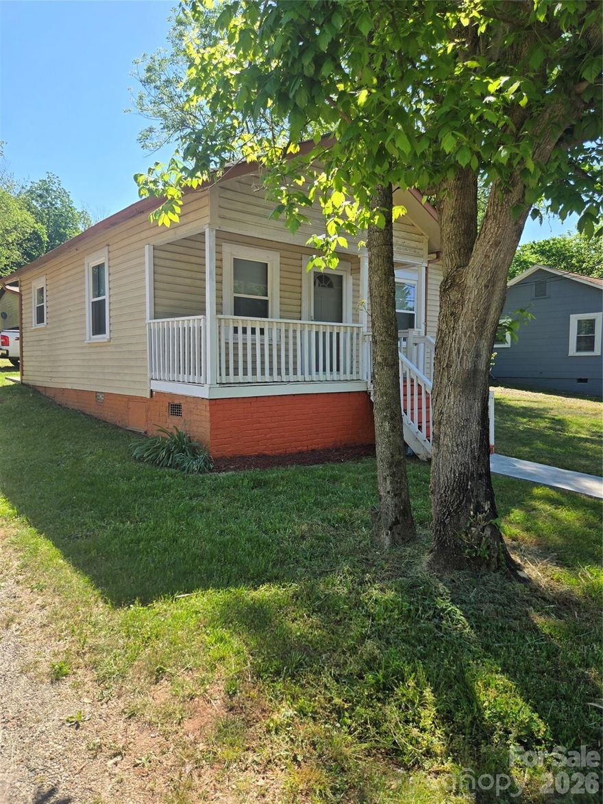 You Belong Close To The City Of Newton, Affordable With a Touch of Special.  Home has been updated.