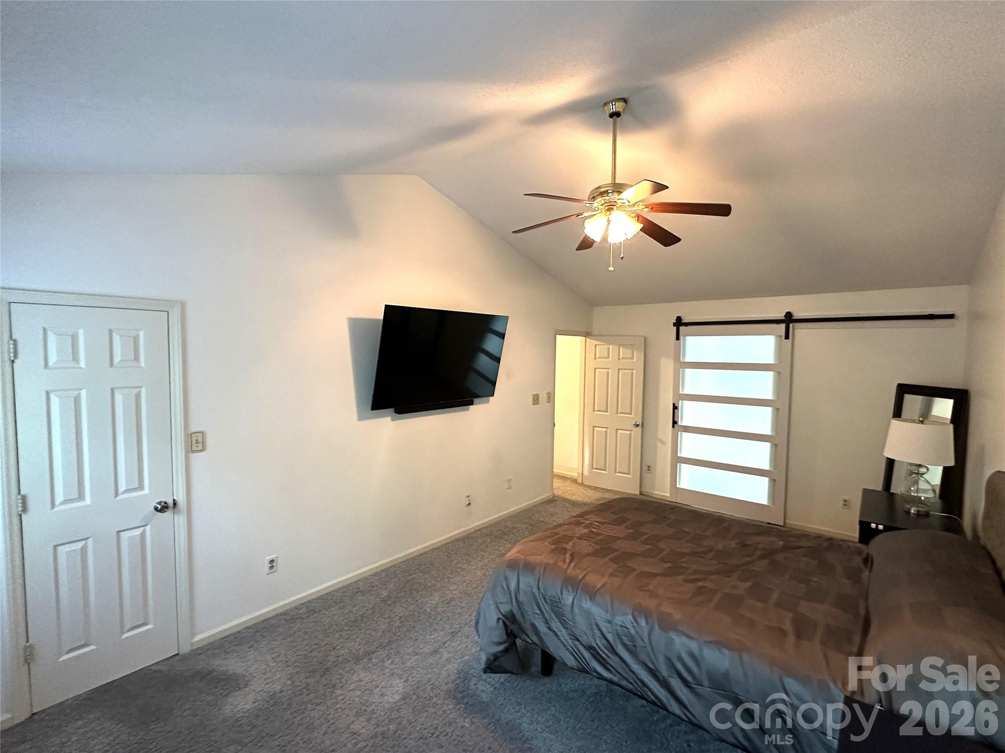 Olde Whitehall - Residential