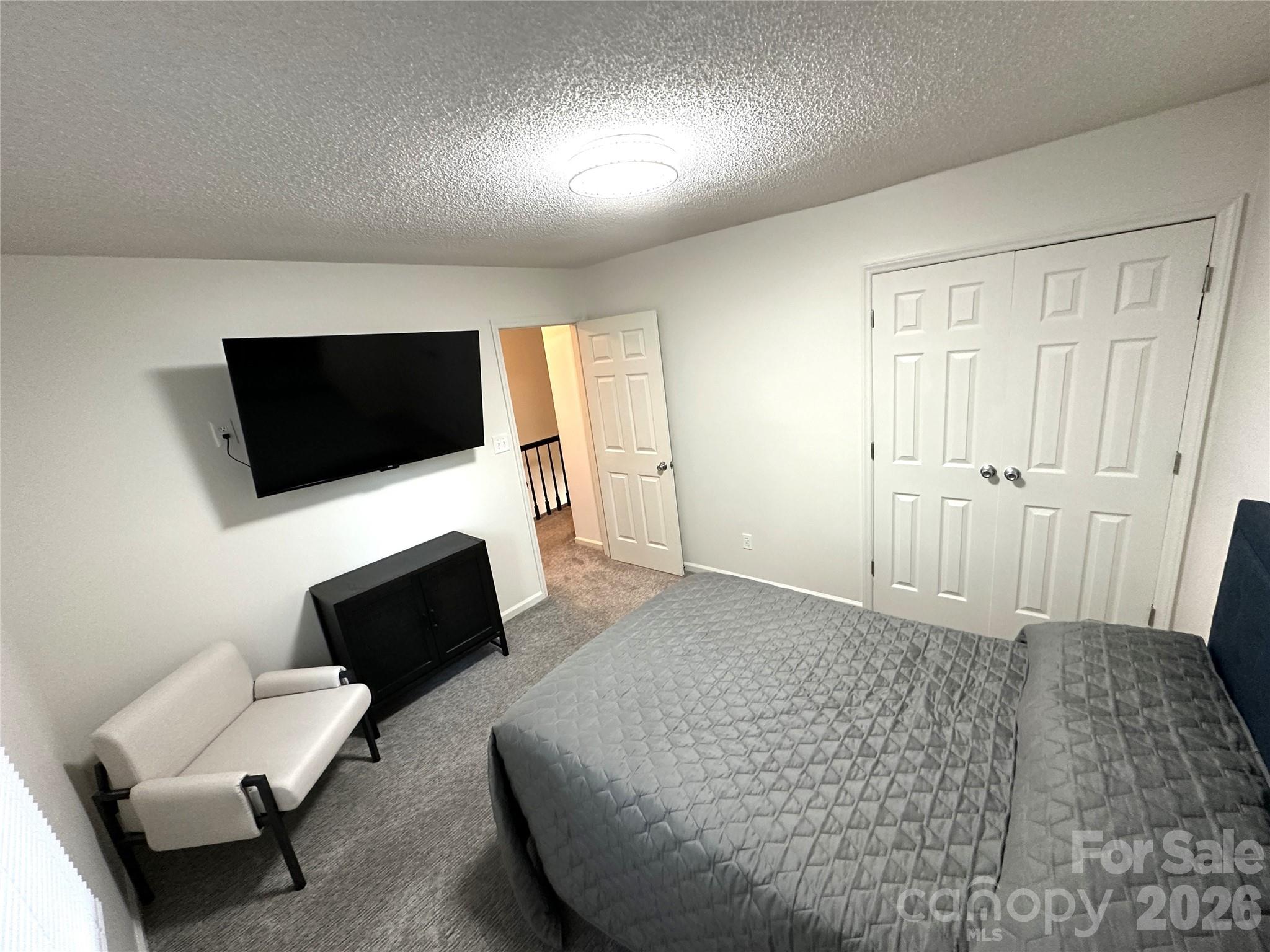 Olde Whitehall - Residential