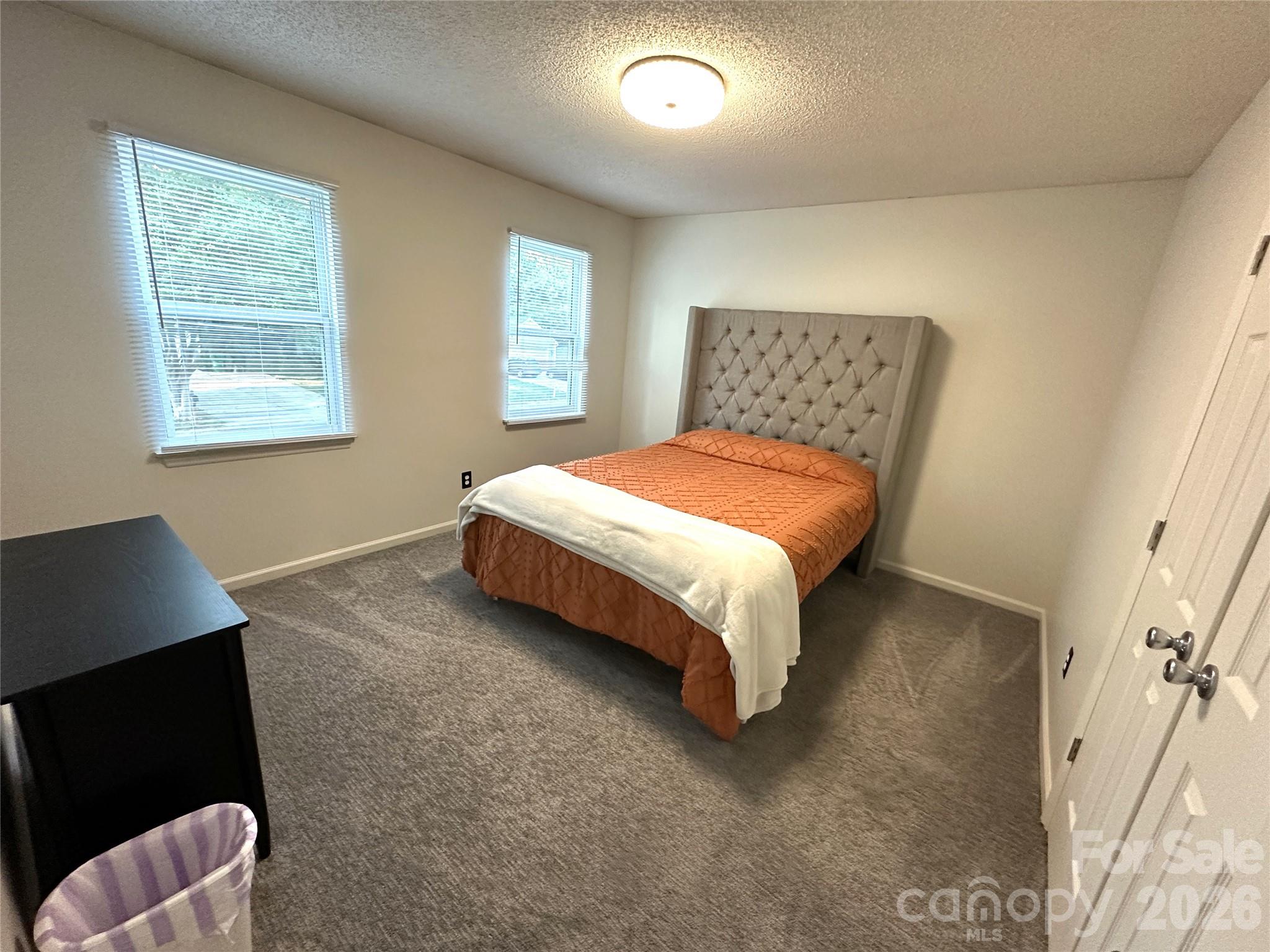 Olde Whitehall - Residential