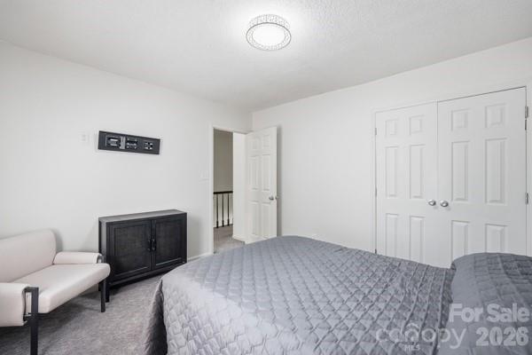 Olde Whitehall - Residential