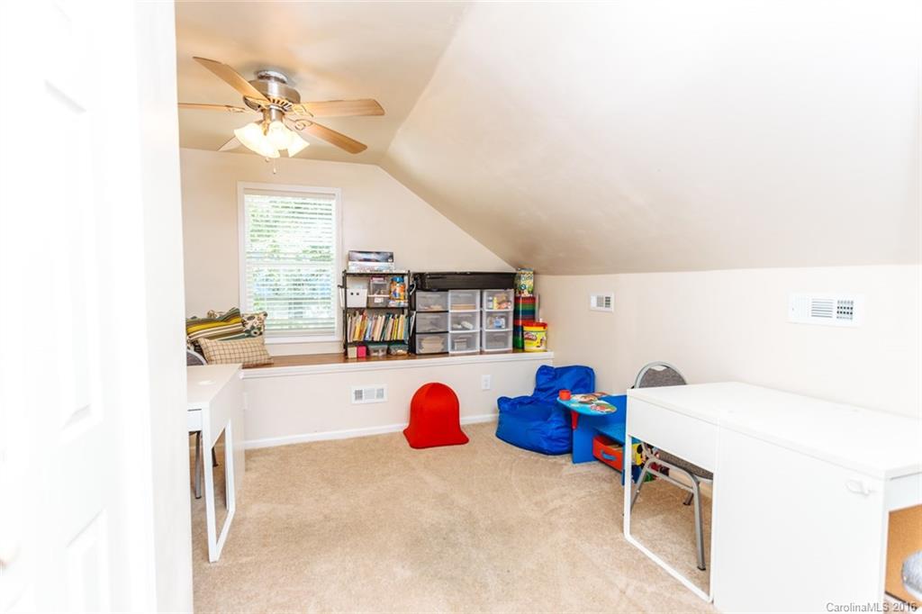 Carriage Run - Residential