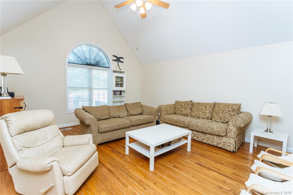 Carriage Run - Residential