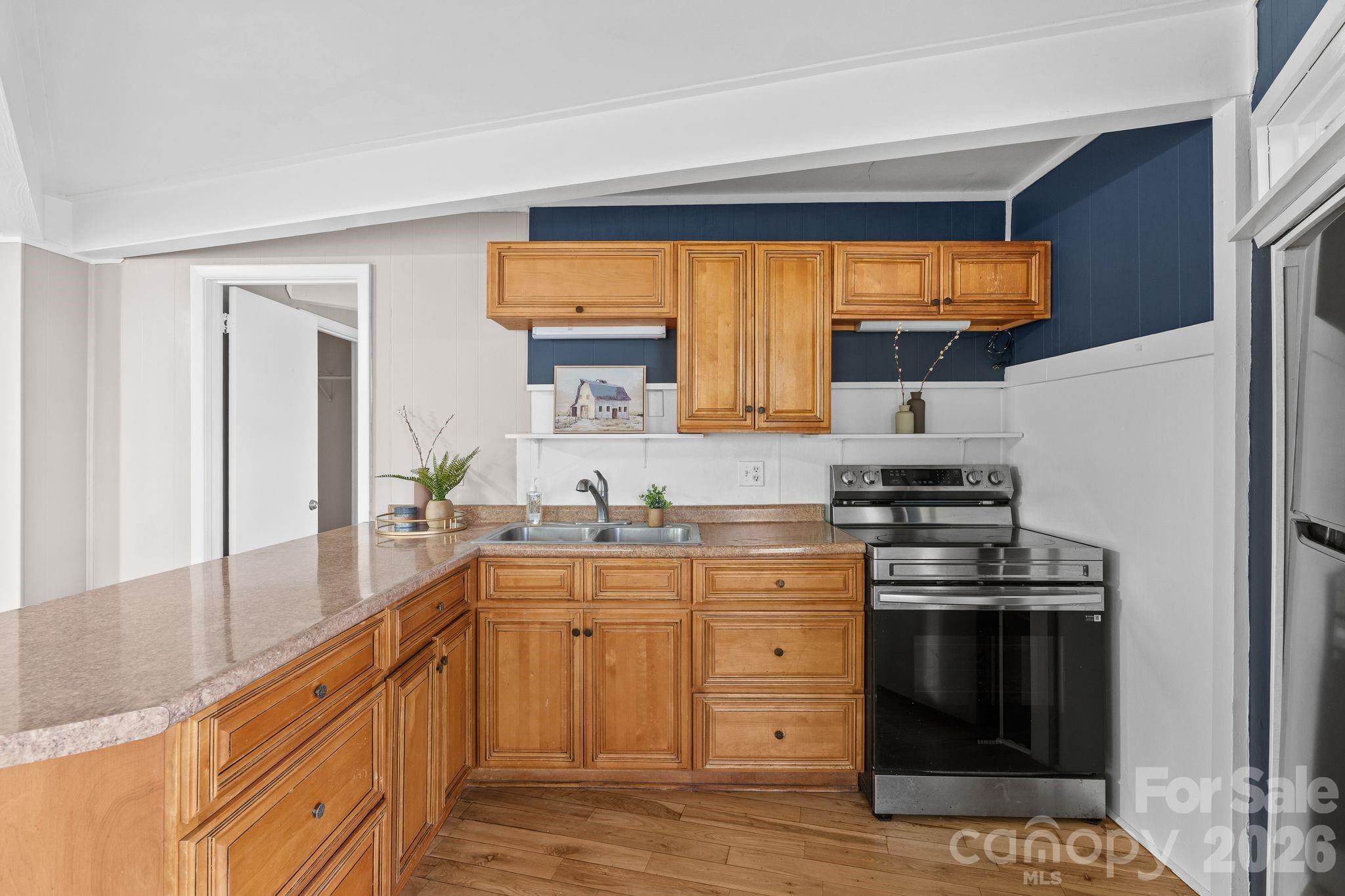GROVE PARK - Residential