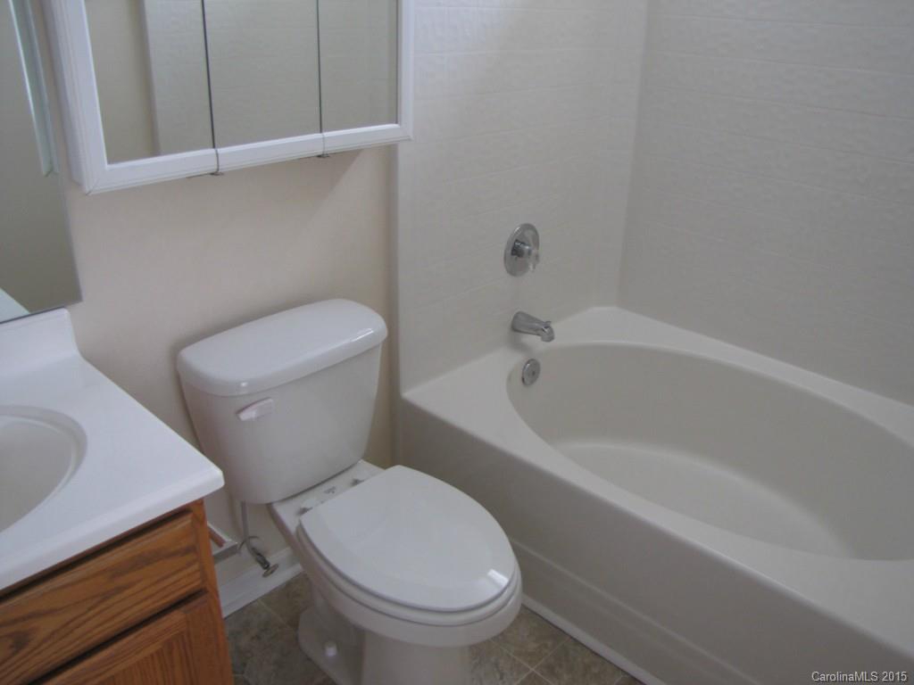 Hawick Commons - Residential Lease