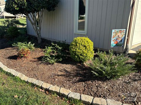 A home in Hickory