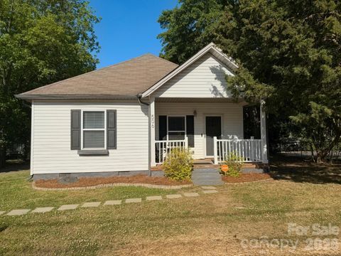 Photo of 506 Grover Street, Gastonia, NC 28054 (MLS # 4370738)