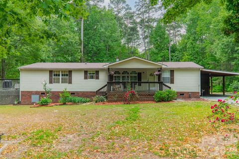 Photo of 13753 Saint Thomas Drive, Stanfield, NC 28163 (MLS # 4376853)