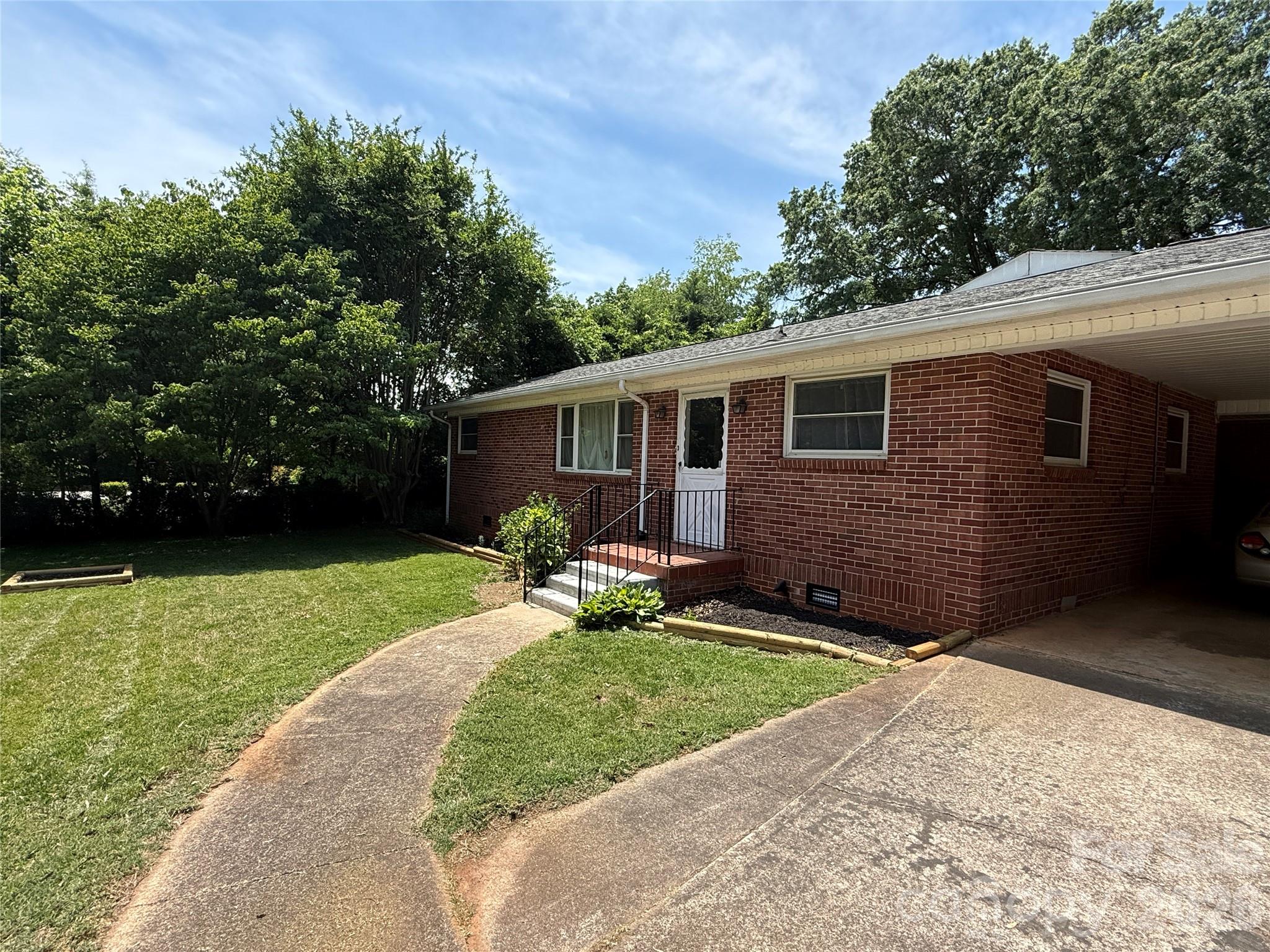 Hillcrest - Residential