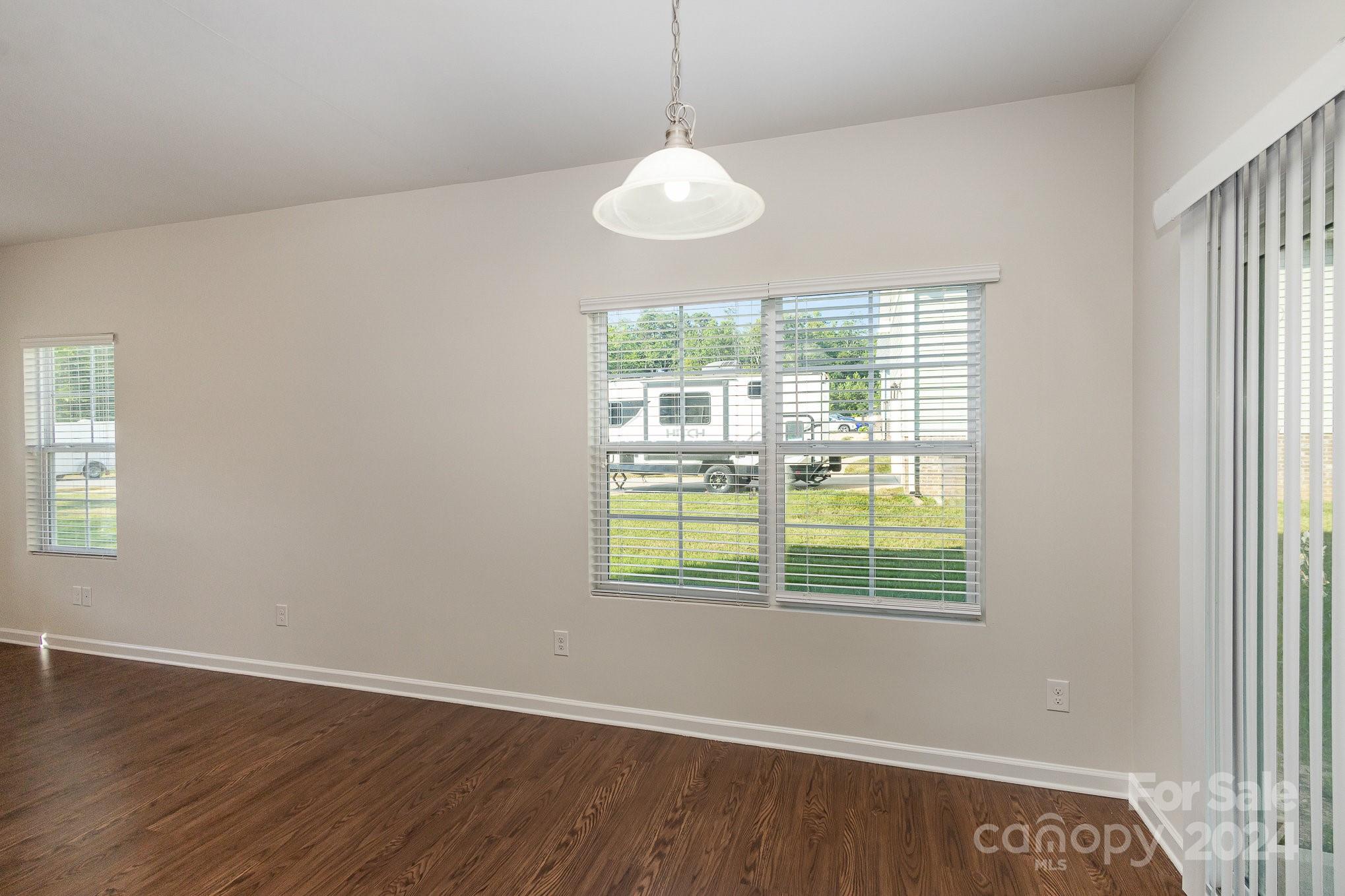 Oakview Commons - Residential