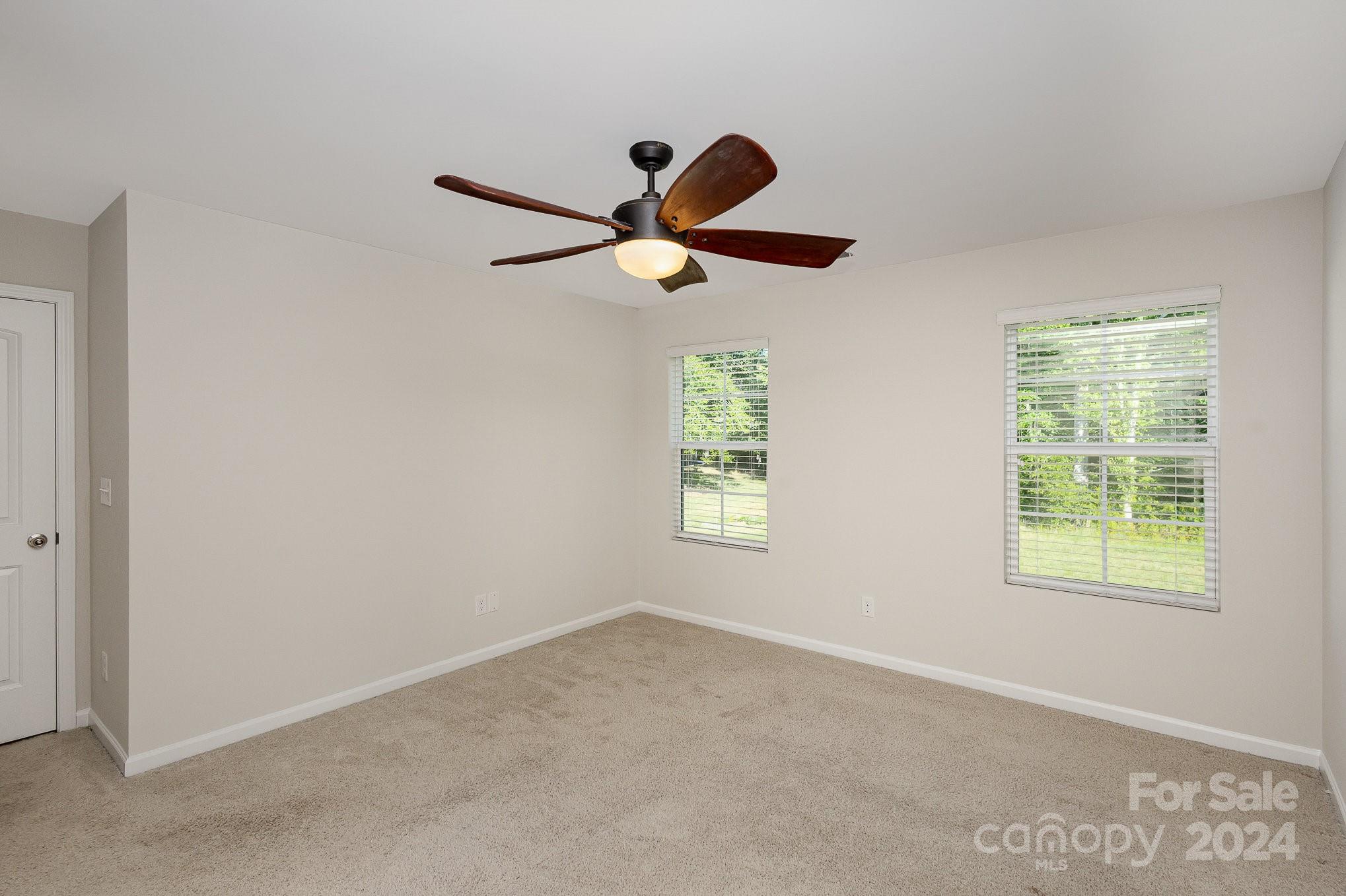 Oakview Commons - Residential