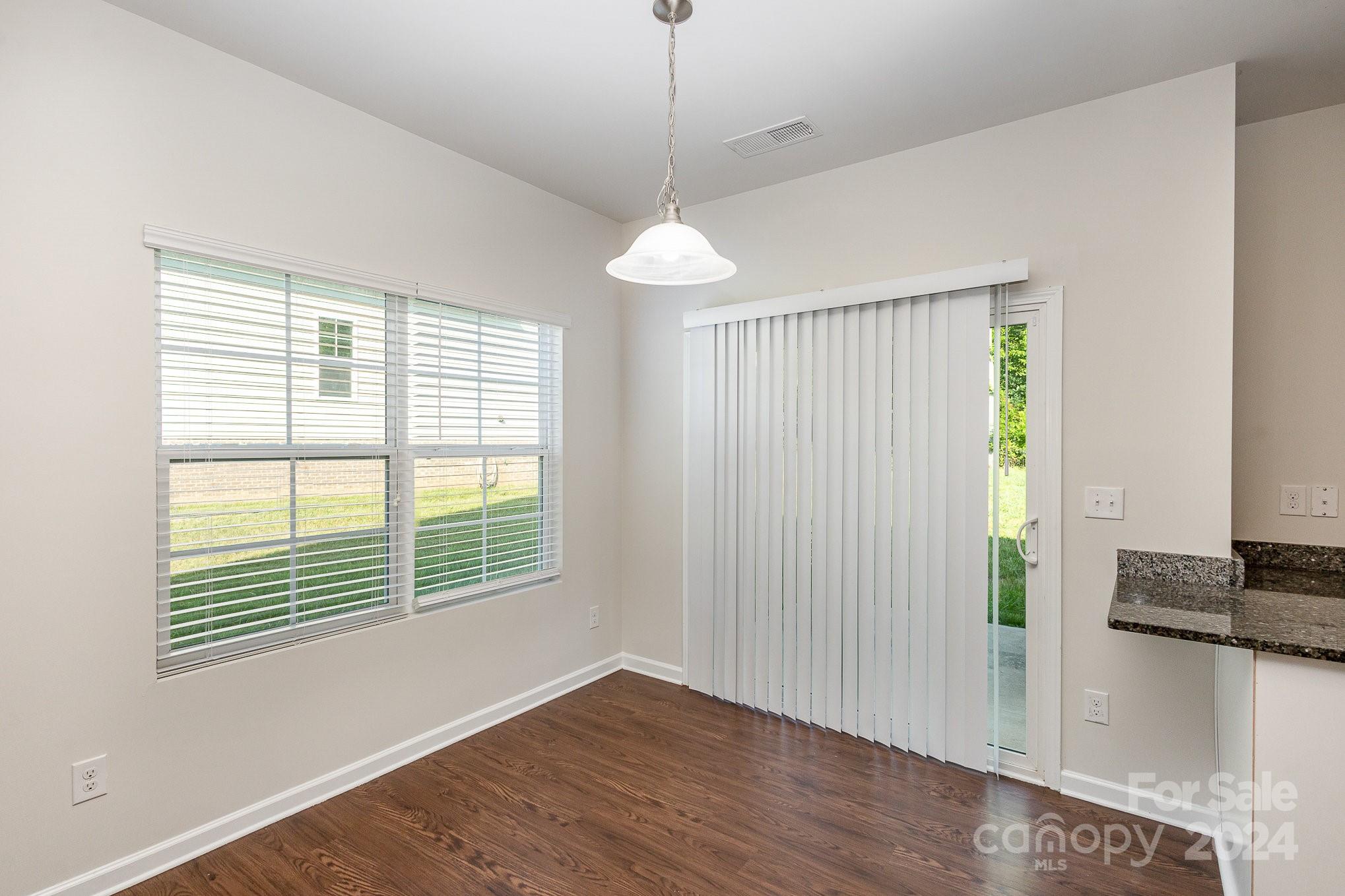 Oakview Commons - Residential