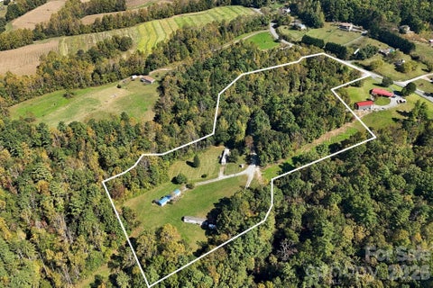 Photo of 631 Union Hill Road, Hendersonville, NC 28792 (MLS # 4435529)