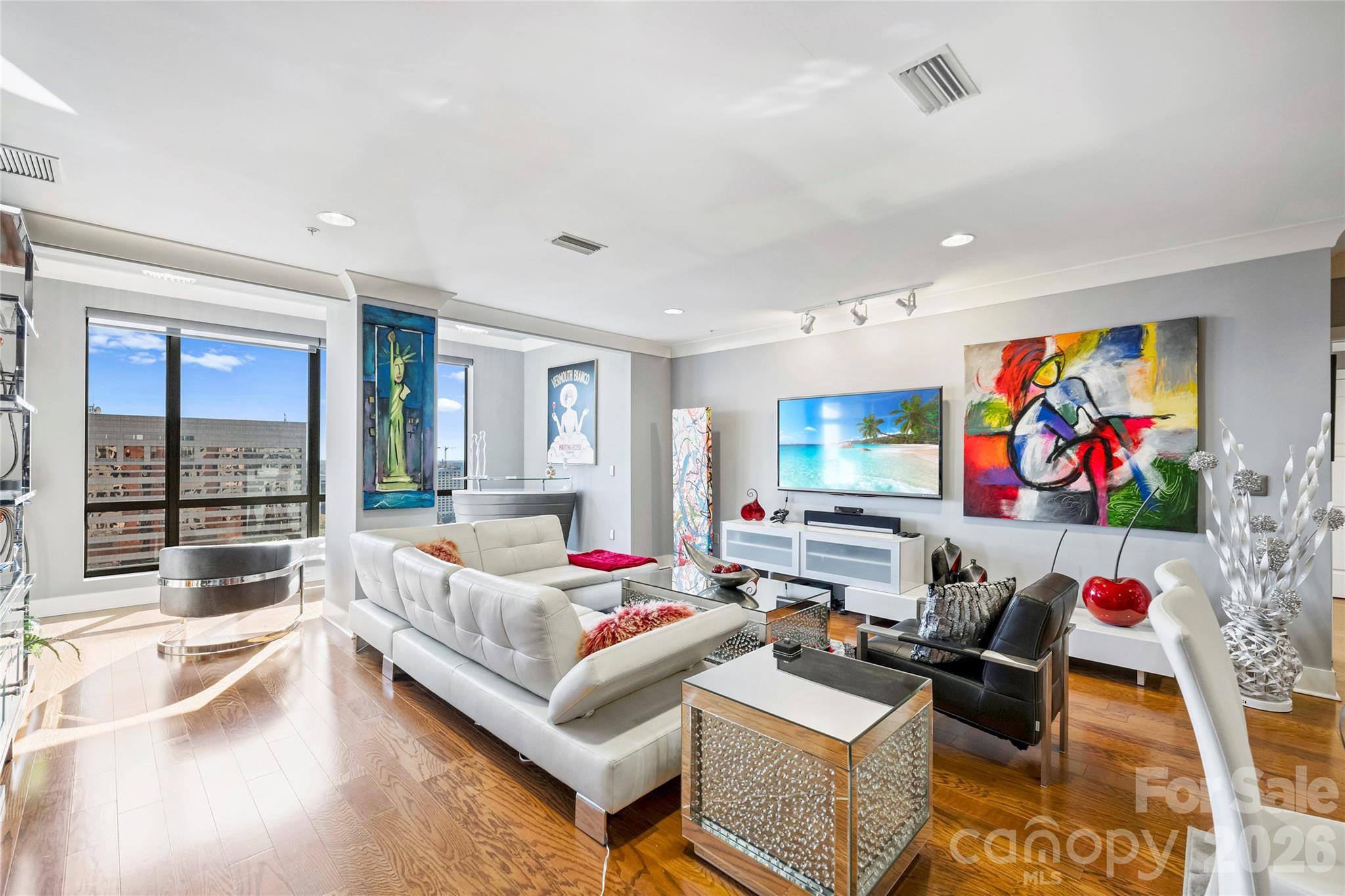 222 S Caldwell Street 1612