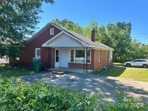 301 Louise Street Lancaster SC 29720