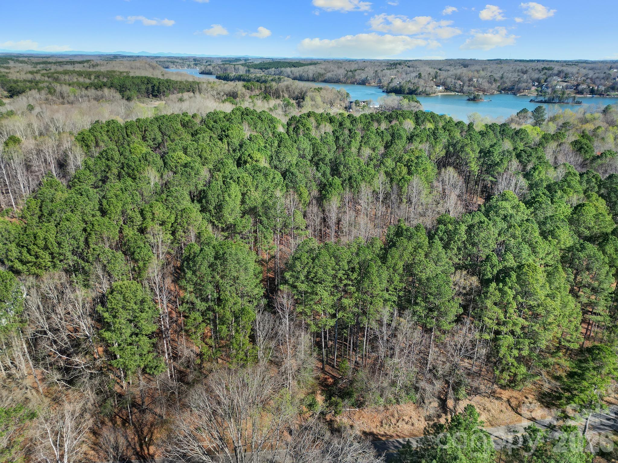 The Summit at Lake Norman - Land