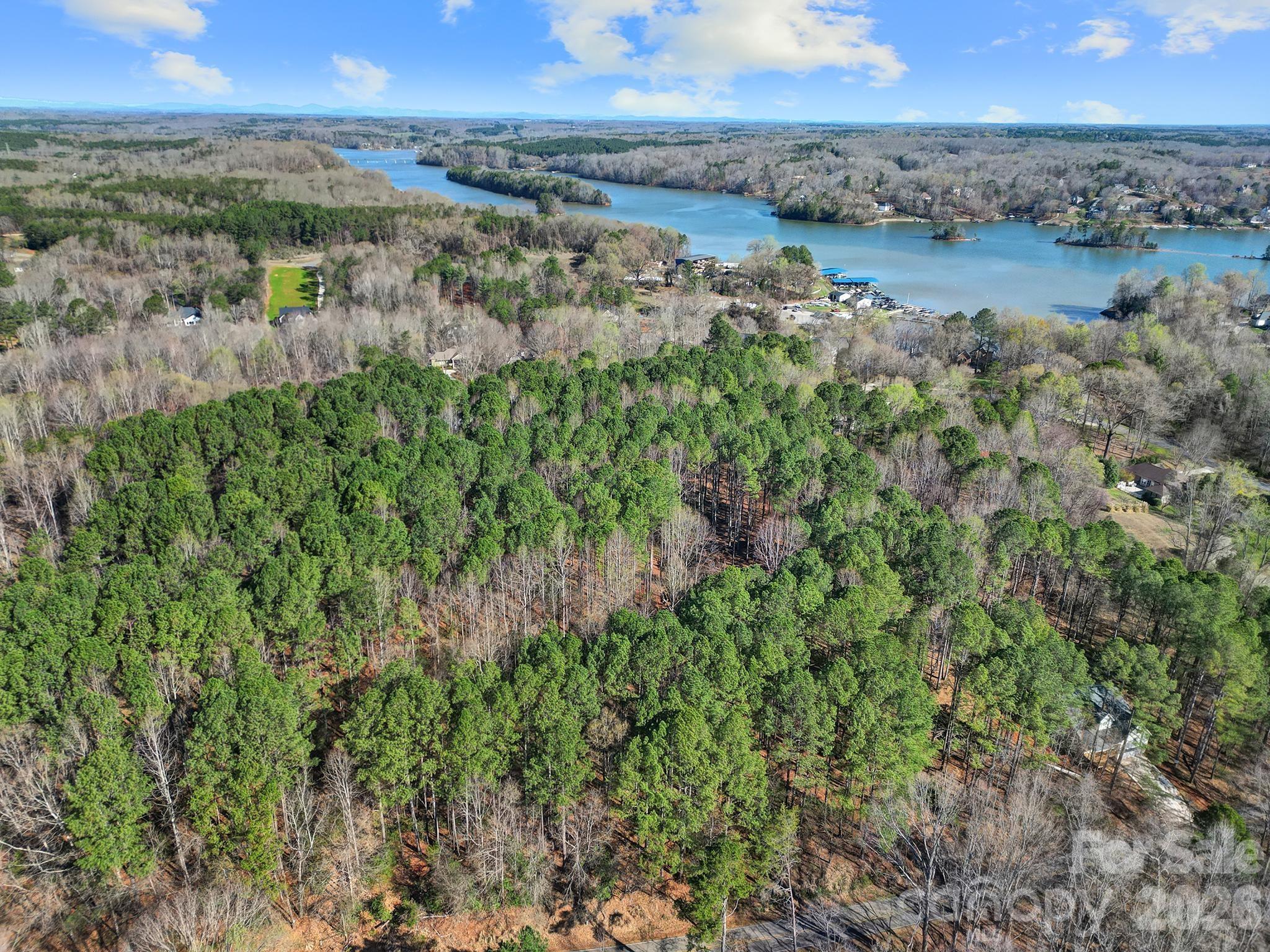 The Summit at Lake Norman - Land