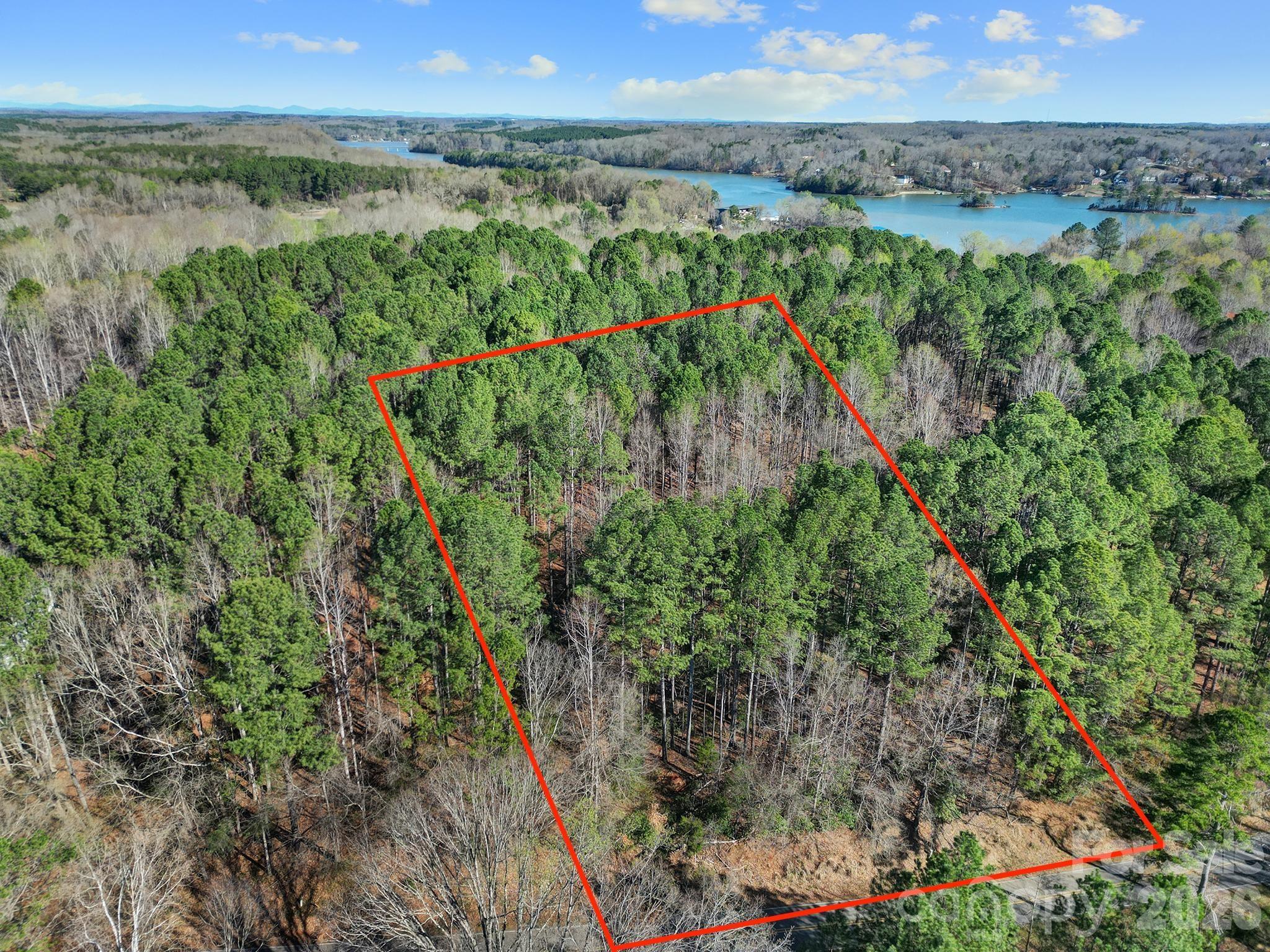 The Summit at Lake Norman - Land