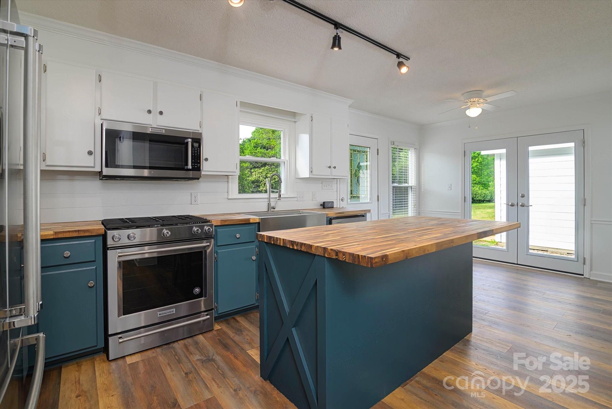 Williford Woods - Residential