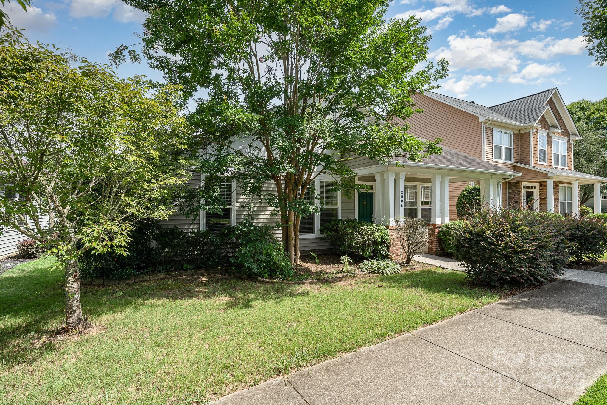 Macaulay - Residential Lease