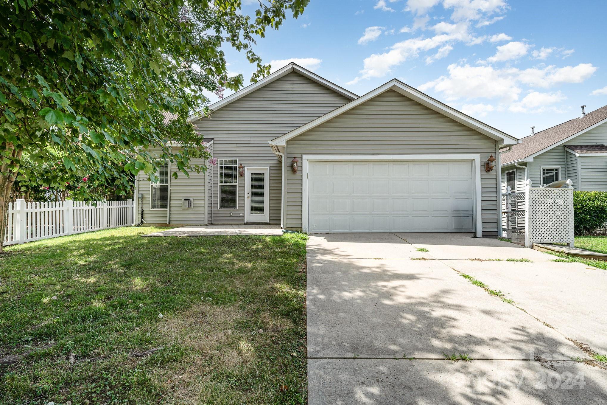 Macaulay - Residential Lease