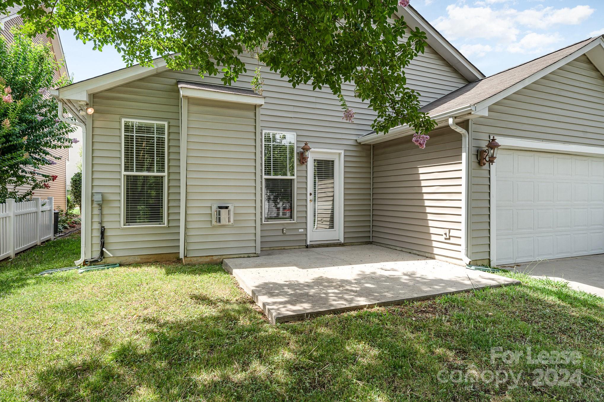 Macaulay - Residential Lease