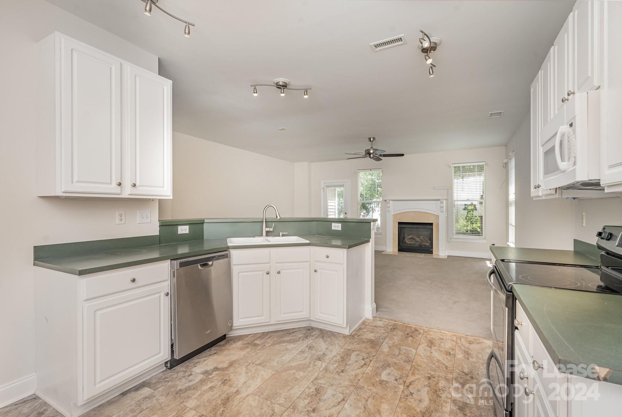 Macaulay - Residential Lease