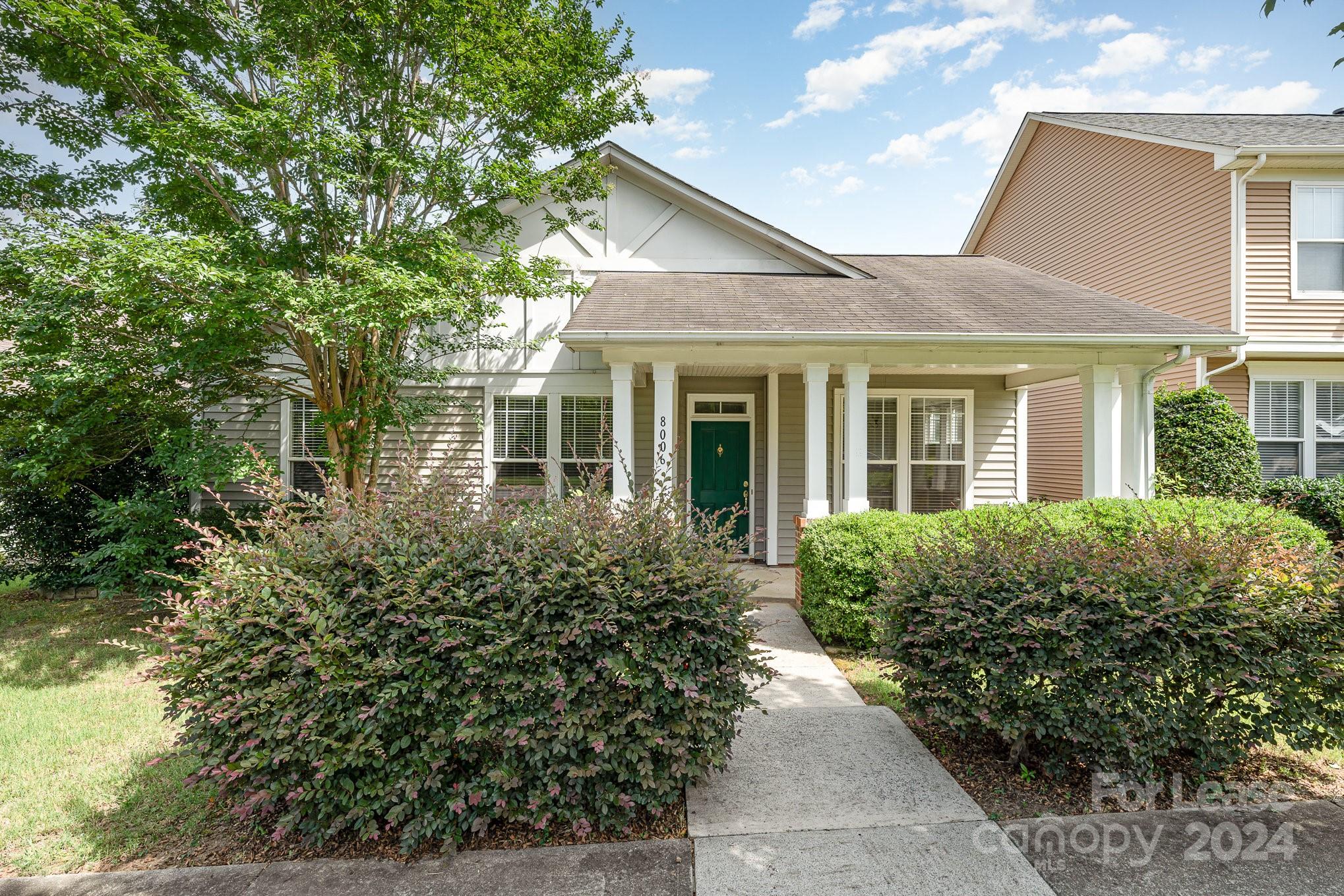 Macaulay - Residential Lease