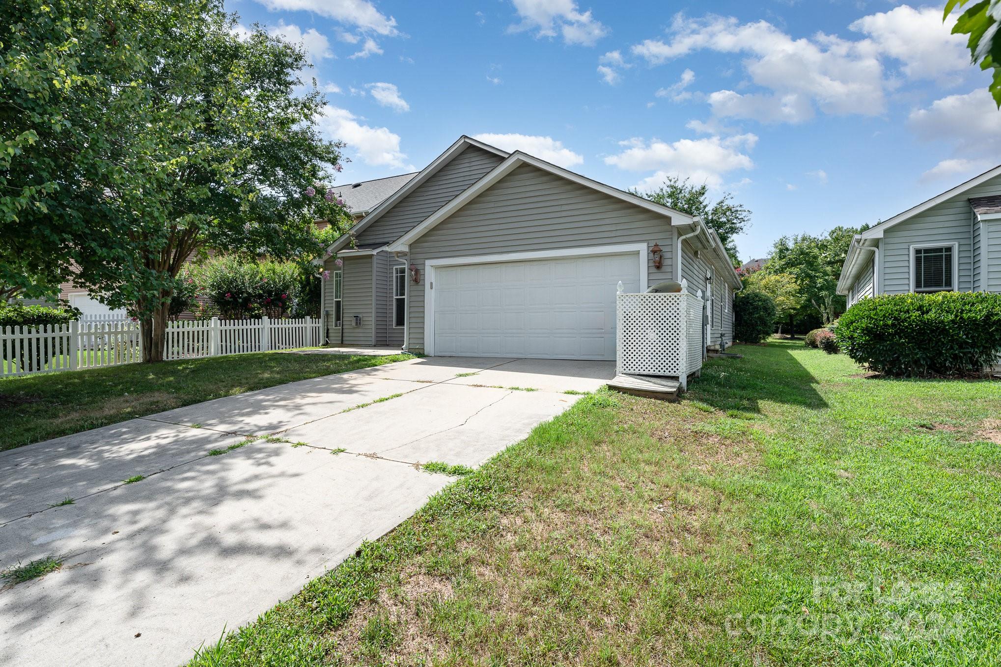 Macaulay - Residential Lease