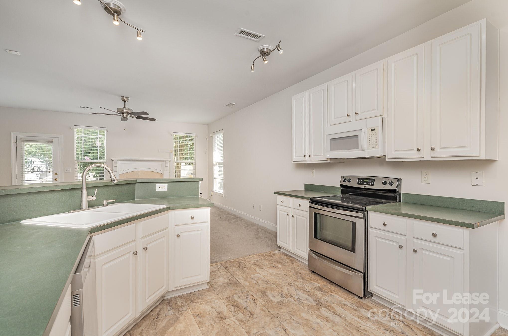 Macaulay - Residential Lease