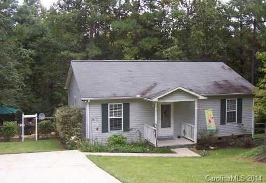 NICE 3Br./2Ba. ranch home in Mills Pond subdivision with front porch, back deck & storage building. Close to Stumpy Creek.