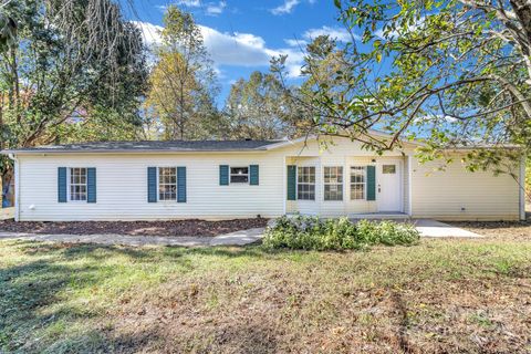 80 Winter Lane 8&11 Mill Spring NC 28756