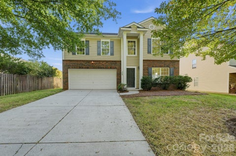 Photo of 3725 Larkhaven Village Drive, Charlotte, NC 28215 (MLS # 4426530)
