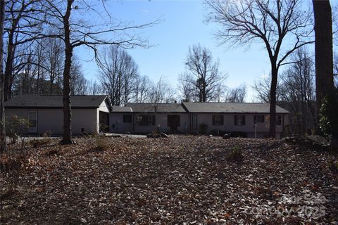 228 Wildwood Lane Columbus NC 28722