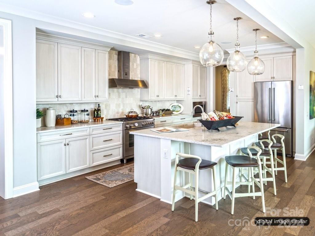 Riverchase Estates - Residential