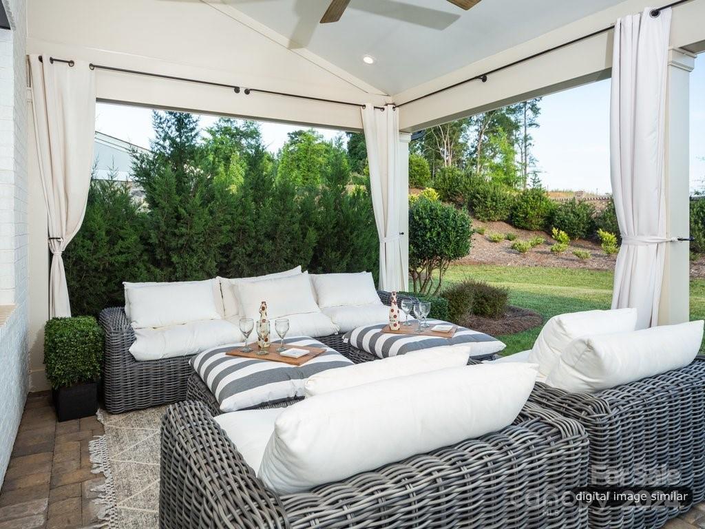 Riverchase Estates - Residential