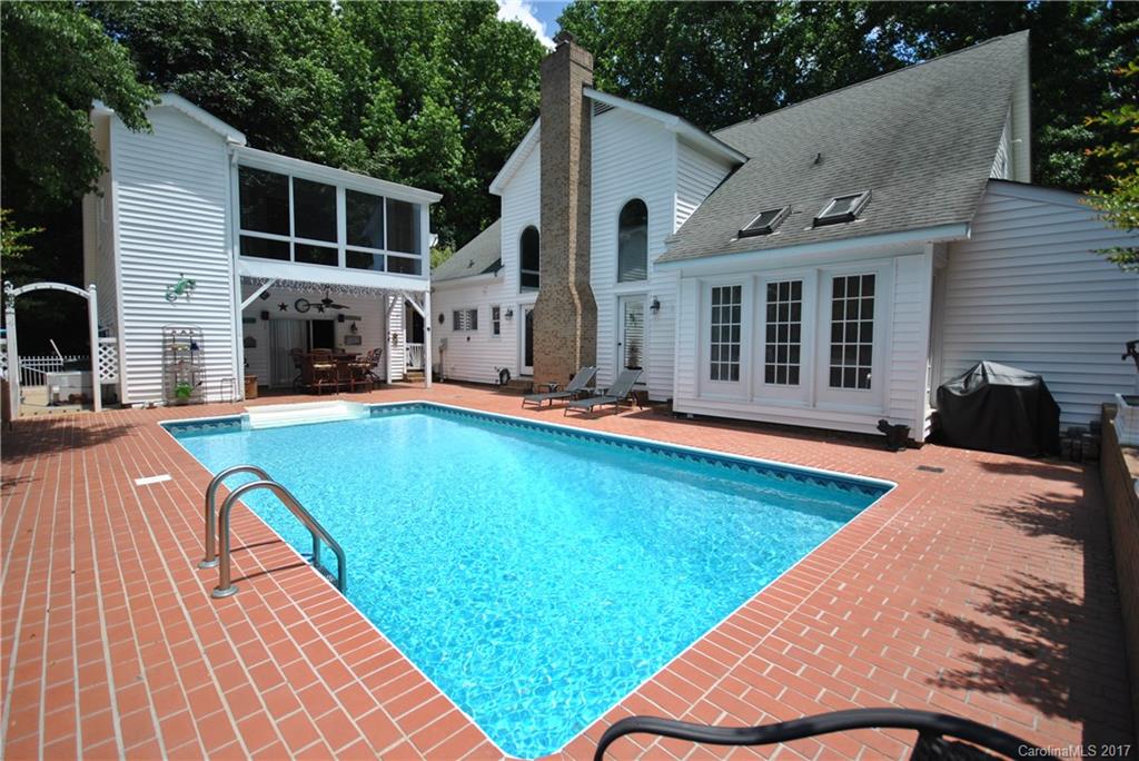 Country Woods - Residential