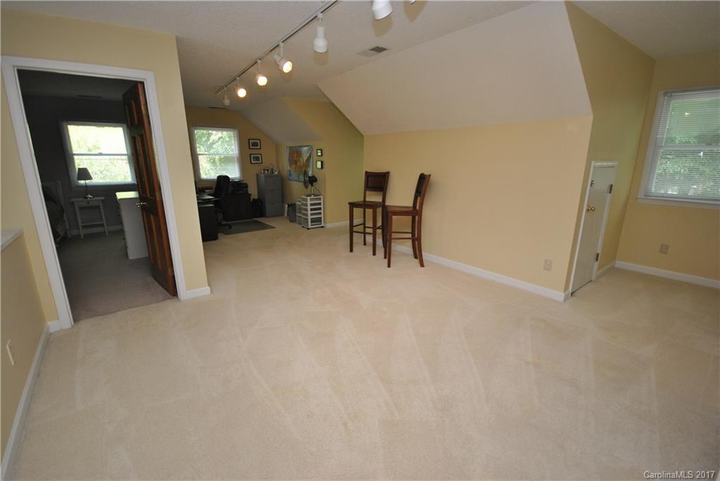 Country Woods - Residential