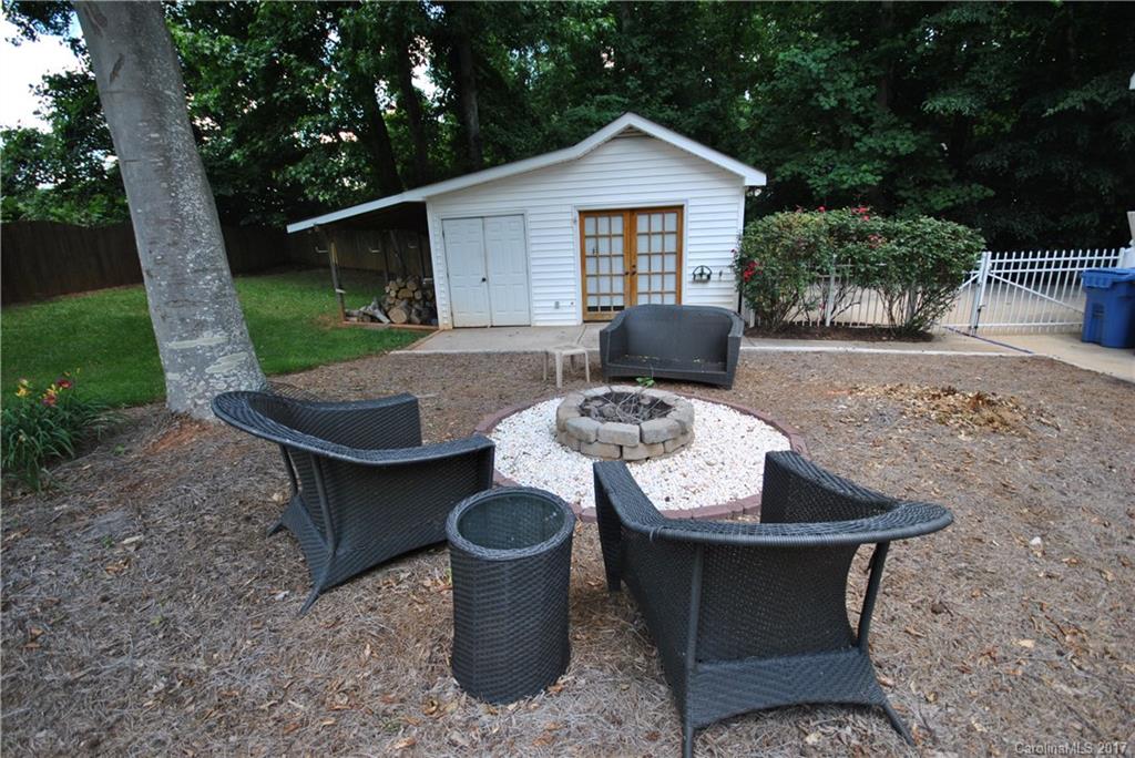 Country Woods - Residential