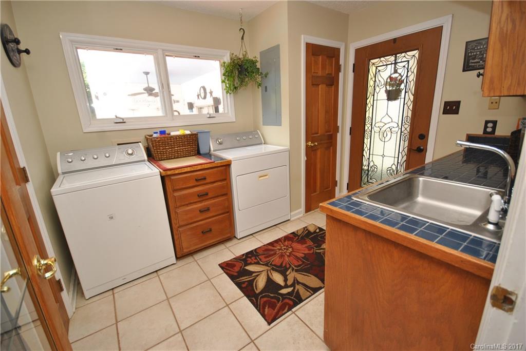 Country Woods - Residential